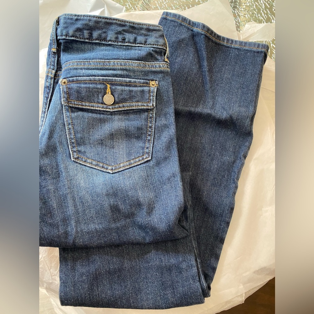 Banana Republic Flare Crop Jeans 6 Long Blue Mid Rise Button Over Back Pocket